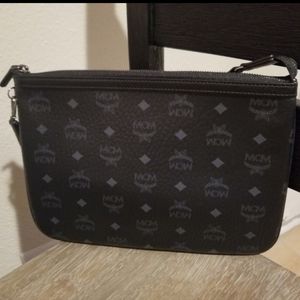 New Authentic Mcm Liz Tote Pouch Clutch